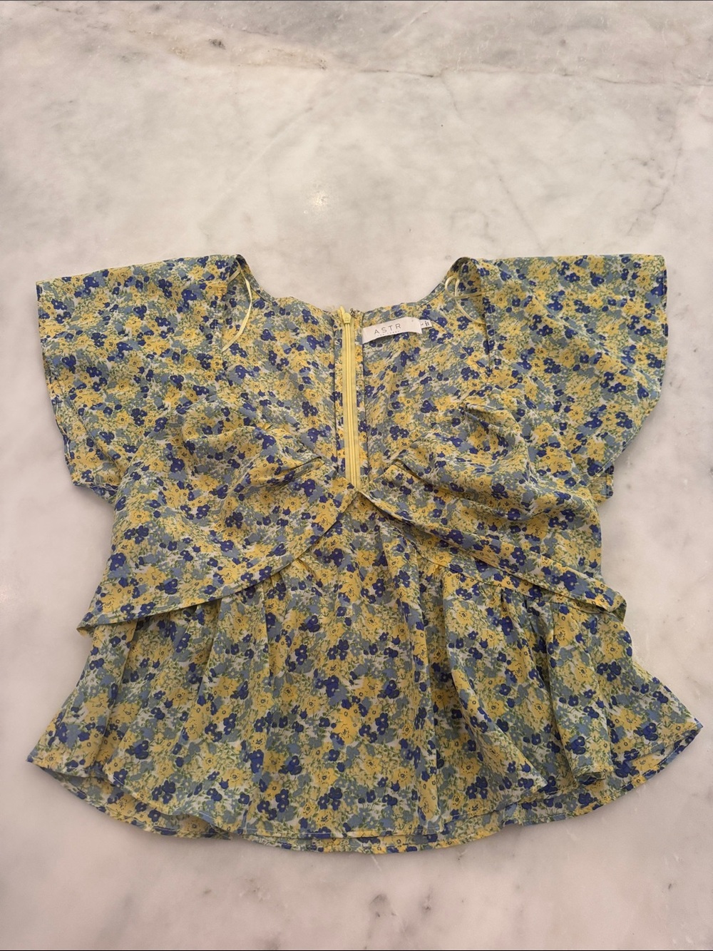 ASTR the Label Yellow & Blue Floral Ruffle Top